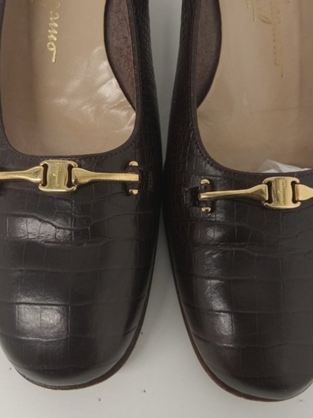 Vintage Salvatore Ferragamo Brown Croc-Embossed Leather Shoes with Gold Bit 8-2A - Picture 2 of 15